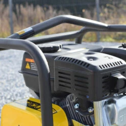 BAMATO - BAVARIAN MACHINE TOOLS BAMATO Rüttelplatte R-100 Mit Gummimatte & Zubehörkit -Werkzeuge für Rohbau Geschaft 41064927 5