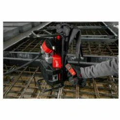 .MILWAUKEE. Milwaukee MX FUEL™ Rucksack-Betonverdichter MXFCV BP-0 Ohne Akku Und Ladegerät 7 .MILWAUKEE. Milwaukee MX FUEL™ Rucksack-Betonverdichter MXFCV BP-0 Ohne Akku Und Ladegerät -Werkzeuge für Rohbau Geschaft 53520056 4